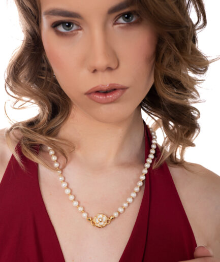 JO&LYD Gold Camellia Necklace